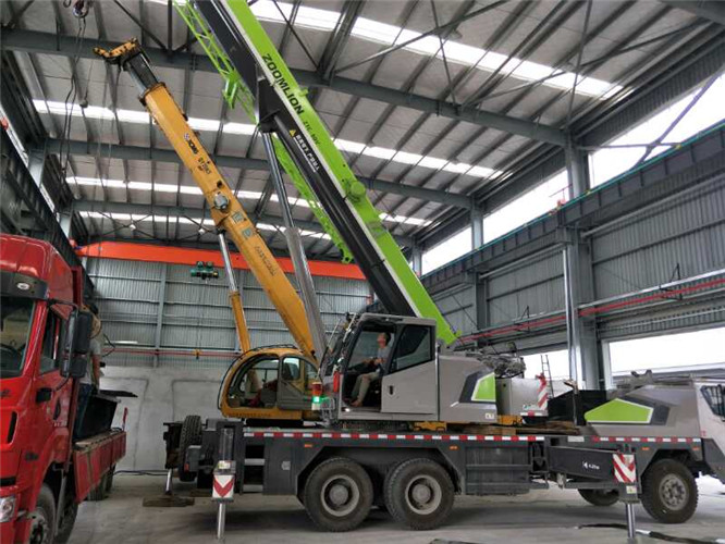 依安县高空车出租需要注意哪些安全事项？